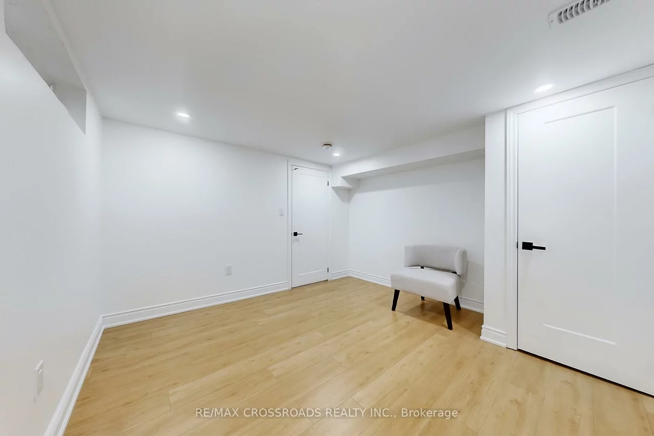 60, Droxford, Wexford-Maryvale, Toronto