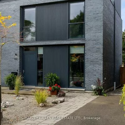 60, Hiltz, South Riverdale, Toronto