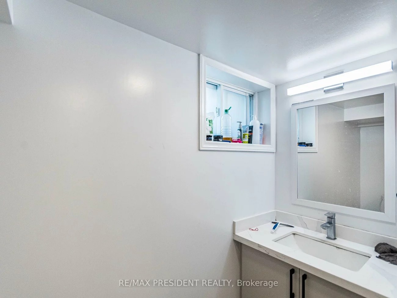 135, Kitchener, West Hill, Toronto