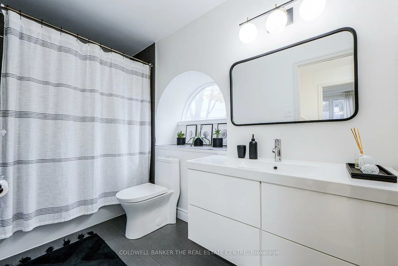 45, Birchmount, Birchcliffe-Cliffside, Toronto