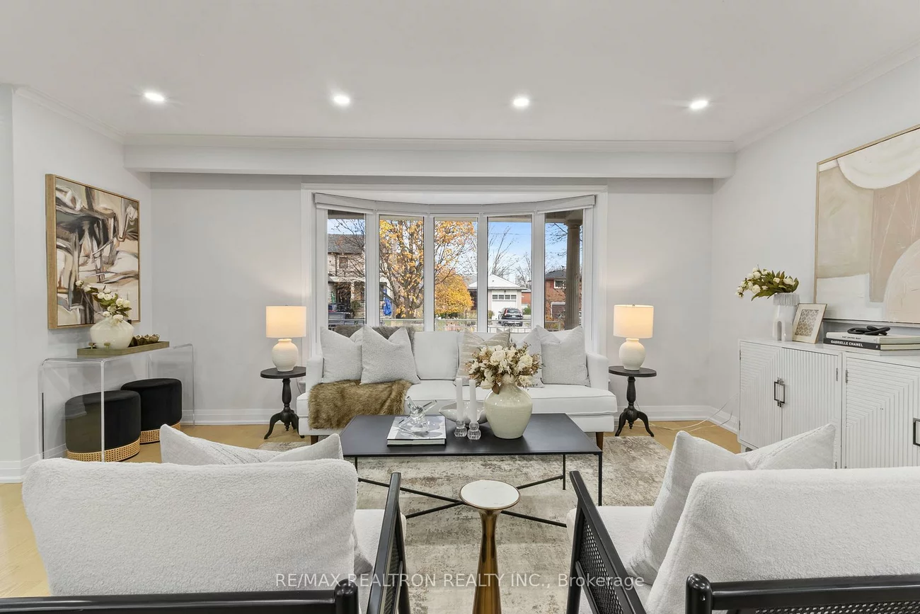 70, Moraine Hill, Tam O'Shanter-Sullivan, Toronto