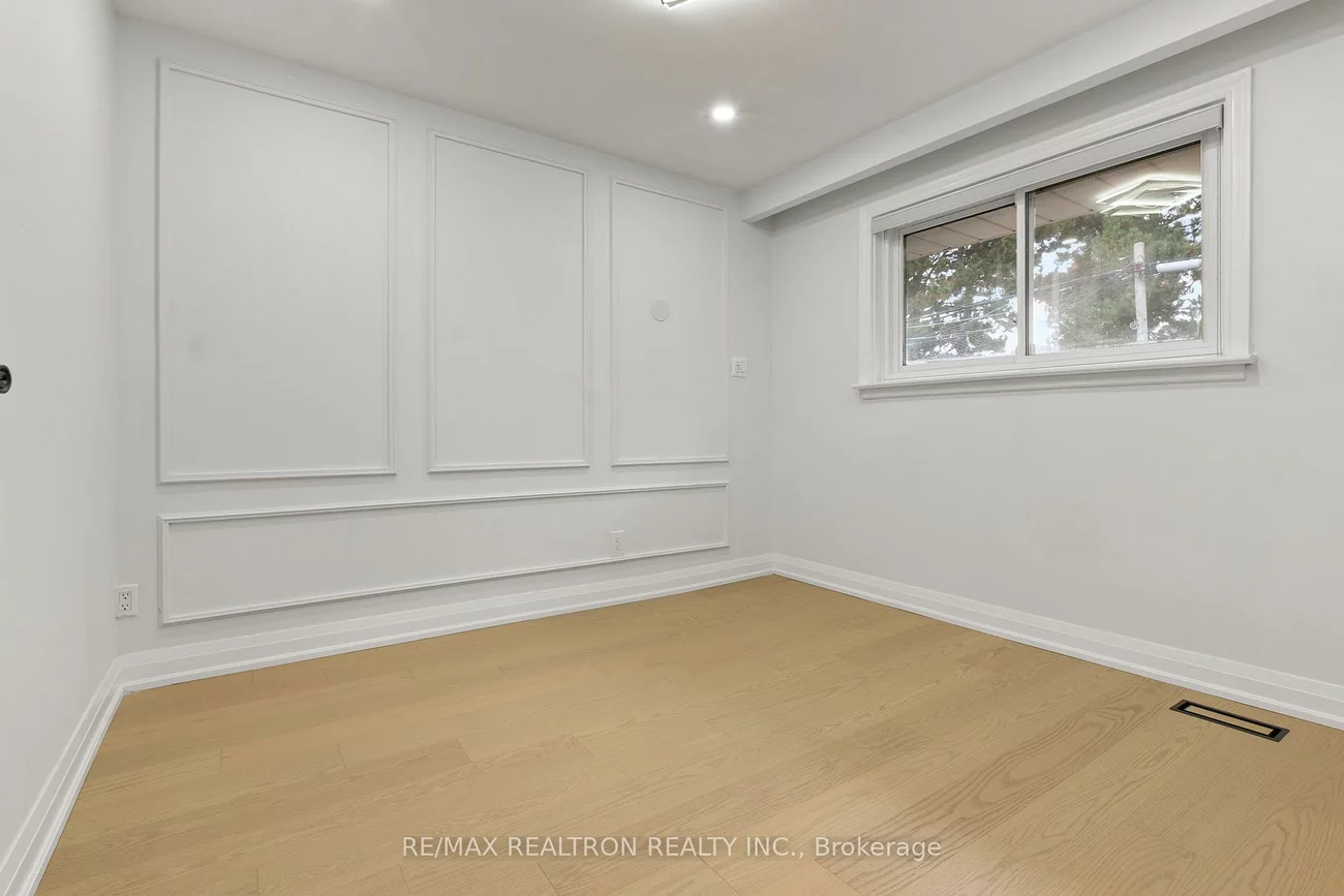 70, Moraine Hill, Tam O'Shanter-Sullivan, Toronto