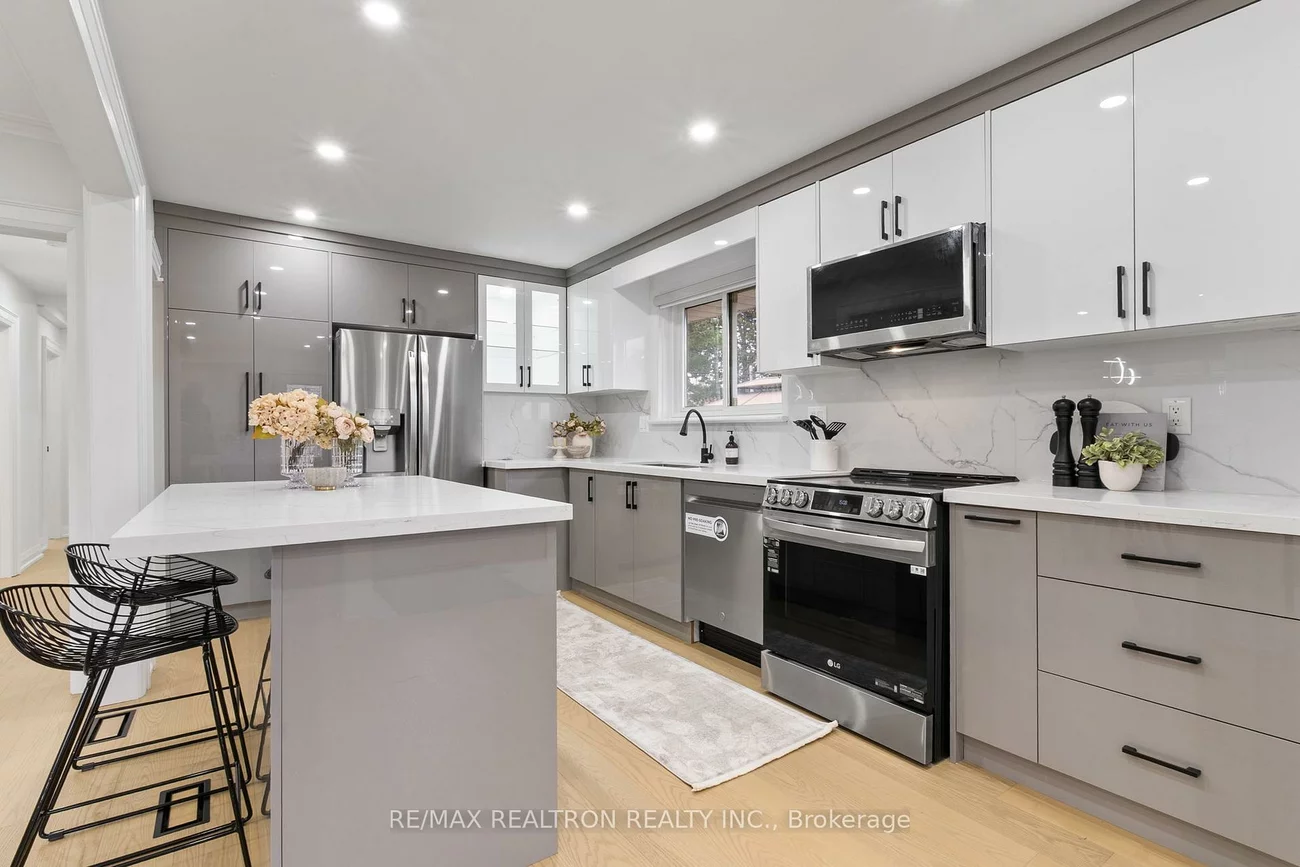 70, Moraine Hill, Tam O'Shanter-Sullivan, Toronto