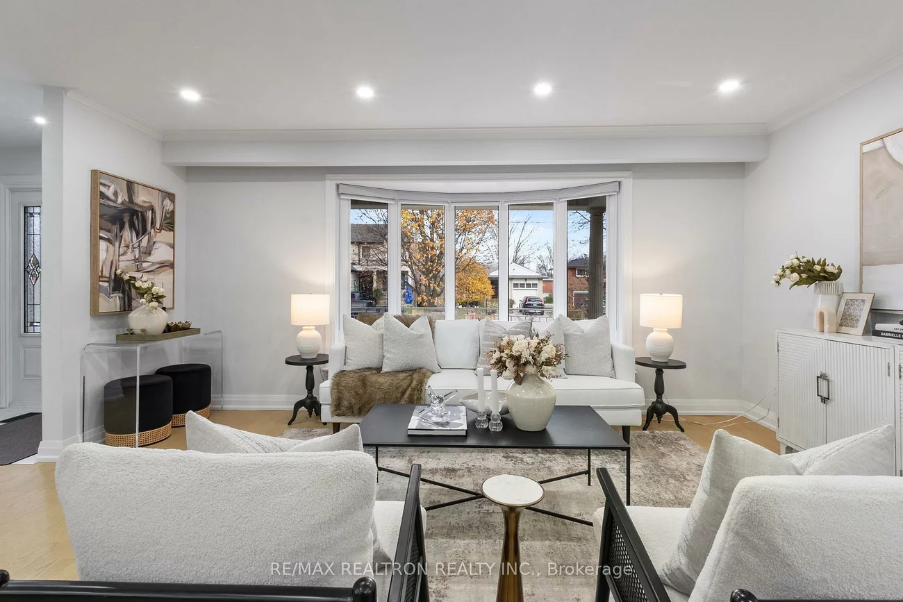 70, Moraine Hill, Tam O'Shanter-Sullivan, Toronto