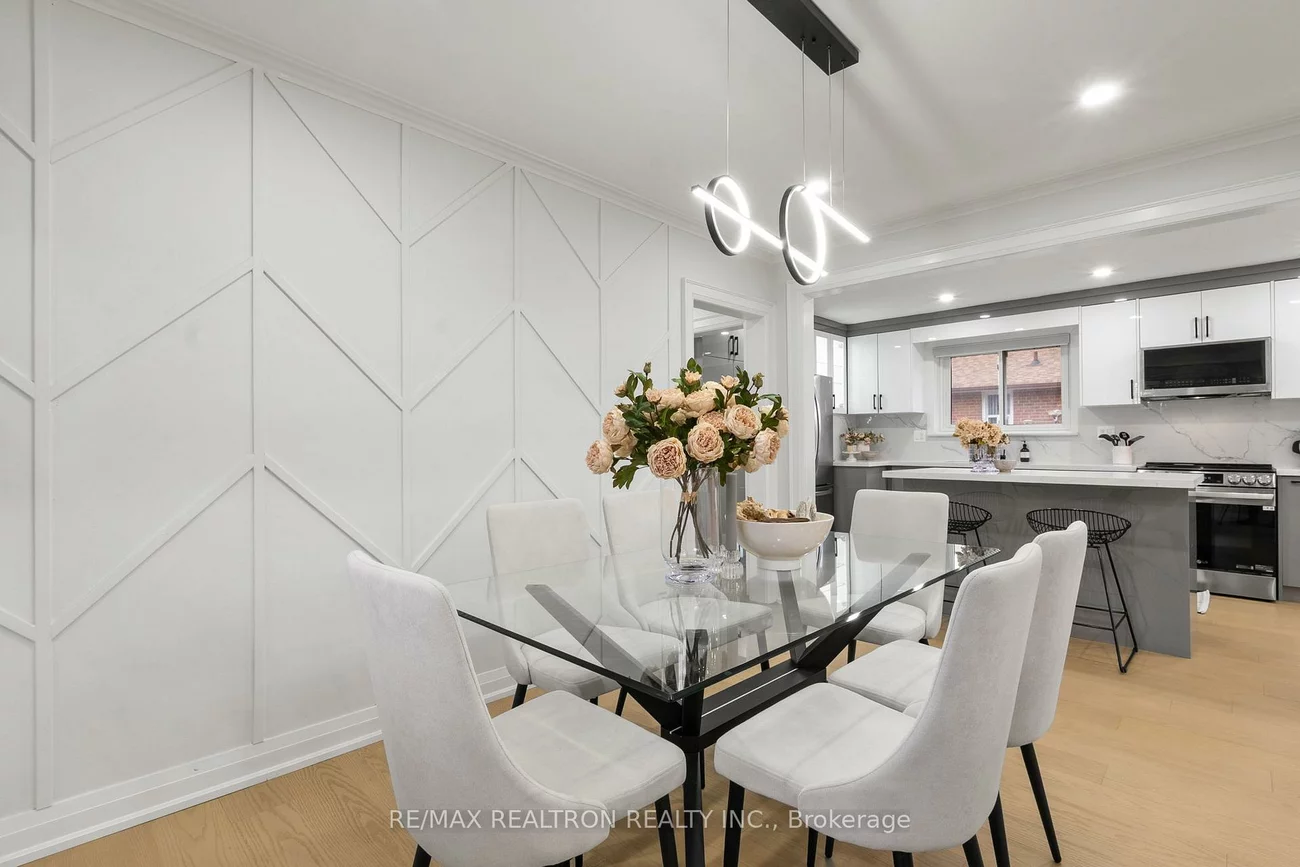 70, Moraine Hill, Tam O'Shanter-Sullivan, Toronto