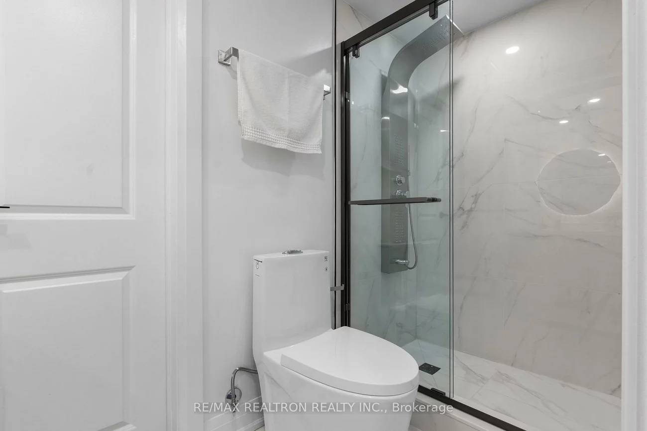 70, Moraine Hill, Tam O'Shanter-Sullivan, Toronto