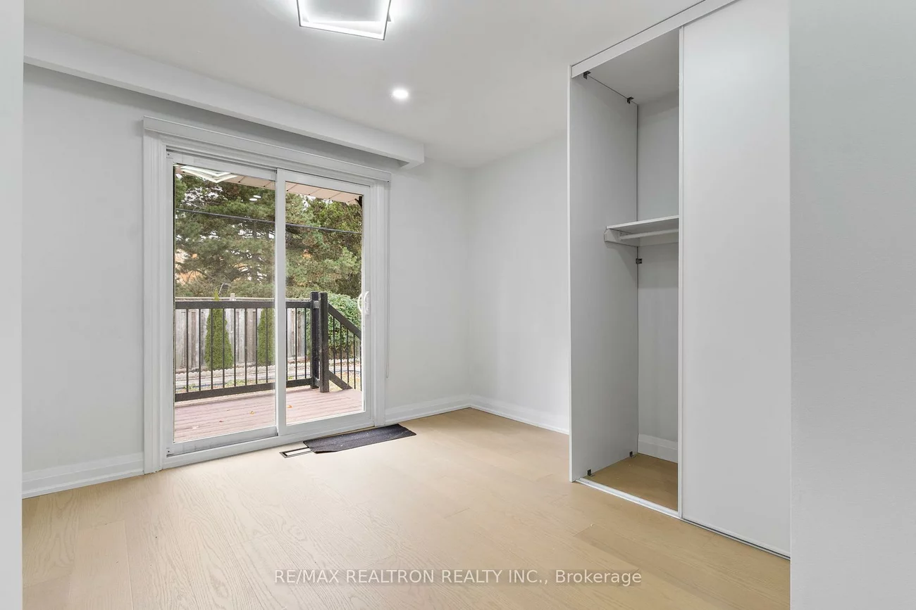 70, Moraine Hill, Tam O'Shanter-Sullivan, Toronto