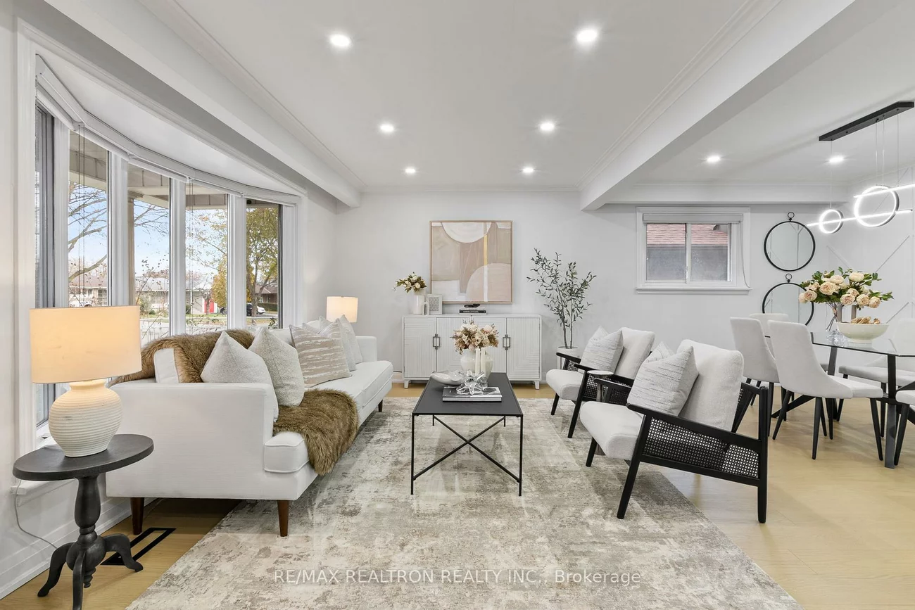 70, Moraine Hill, Tam O'Shanter-Sullivan, Toronto