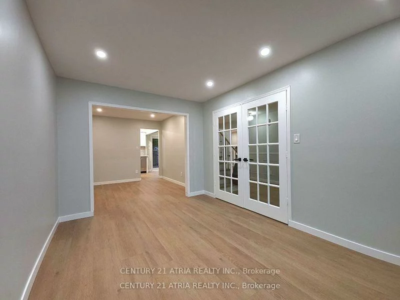 76, Carisbrooke, Malvern, Toronto