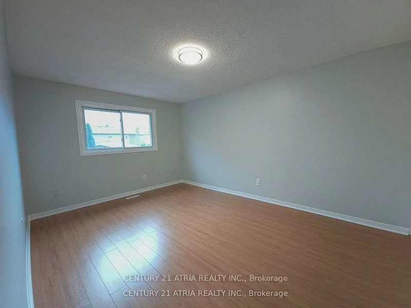 76, Carisbrooke, Malvern, Toronto