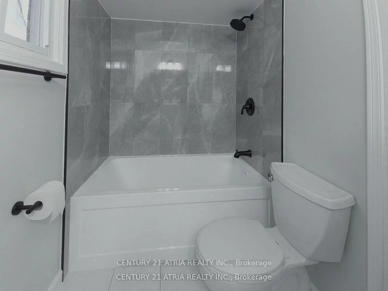 76, Carisbrooke, Malvern, Toronto