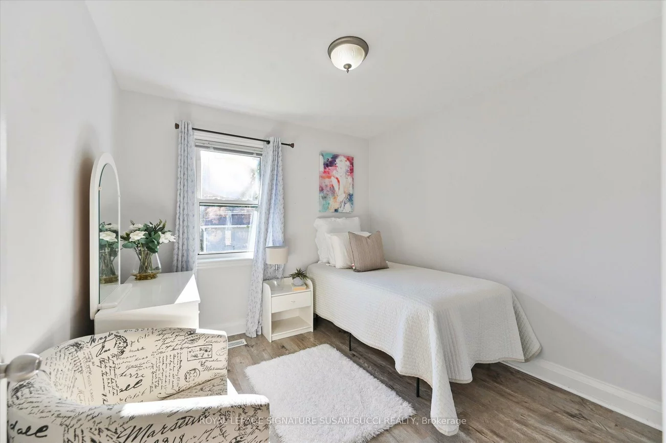 90, Meighen, O'Connor-Parkview, Toronto