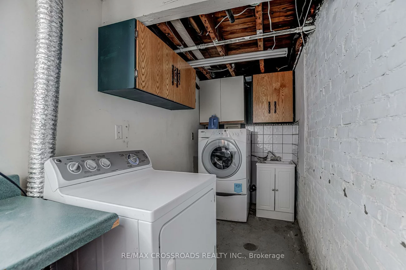 89, Wembley, Woodbine Corridor, Toronto