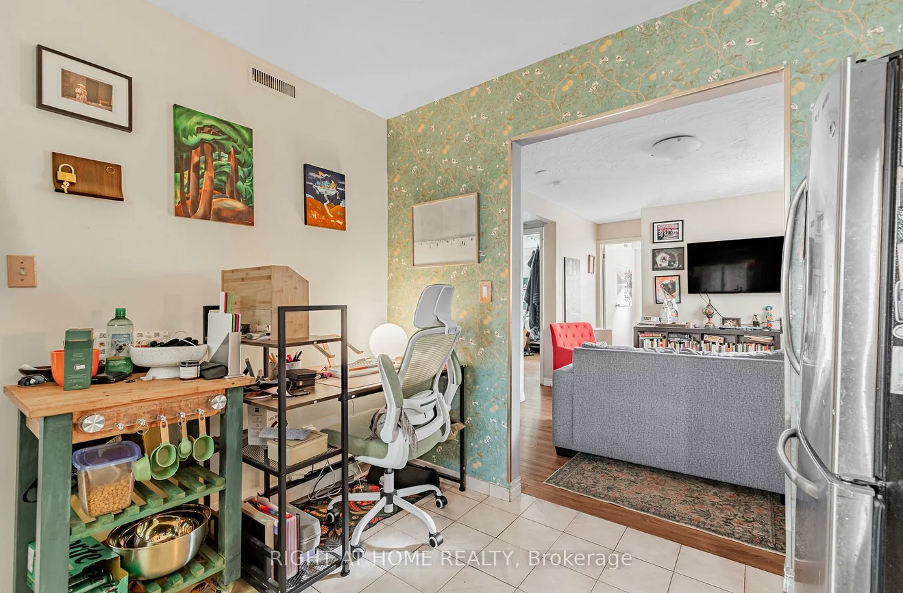 333, Bain, Blake-Jones, Toronto