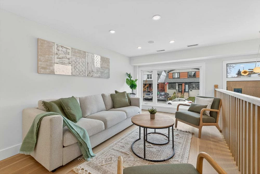 223, Queensdale, Danforth Village-East York, Toronto