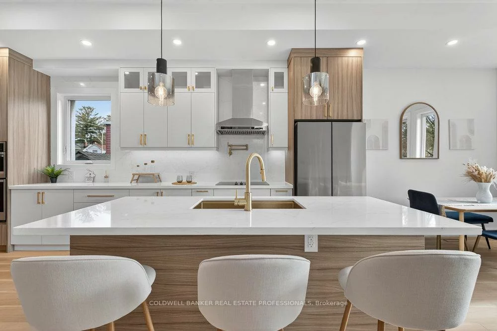 223, Queensdale, Danforth Village-East York, Toronto