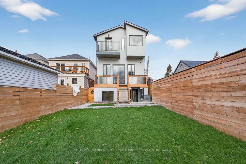 223, Queensdale, Danforth Village-East York, Toronto