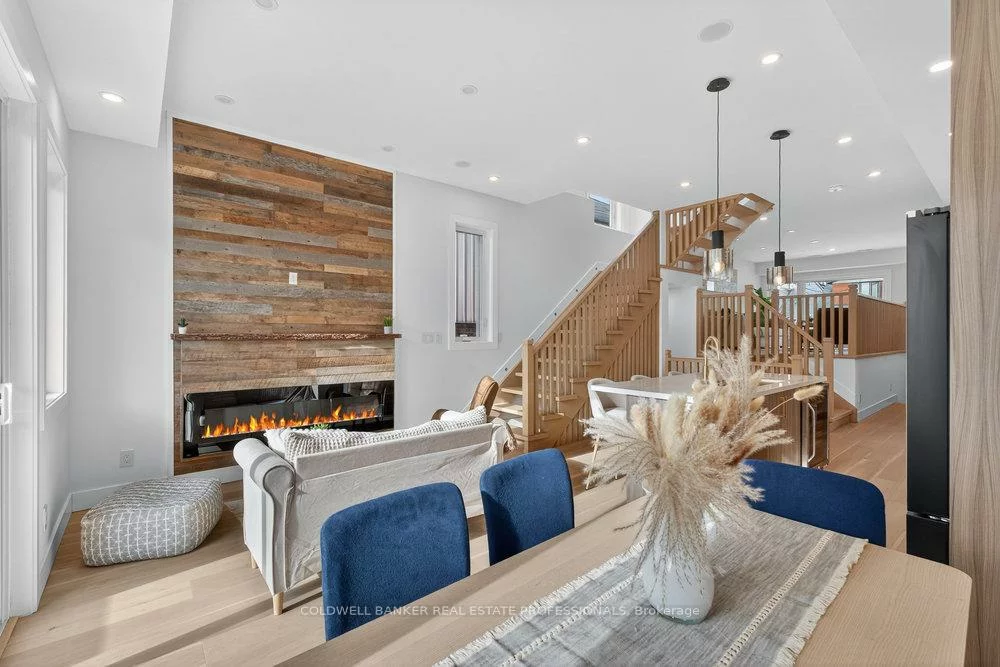 223, Queensdale, Danforth Village-East York, Toronto