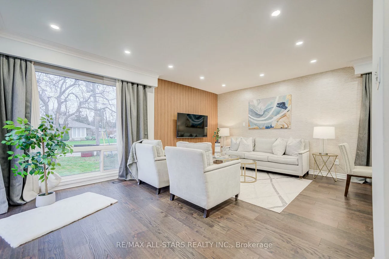 50, Mooregate, Ionview, Toronto