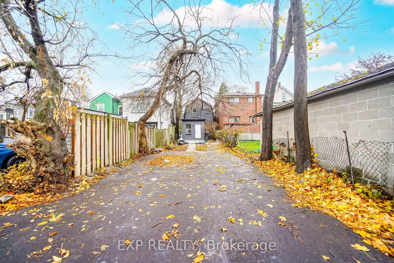47, Eldon, Crescent Town, Toronto