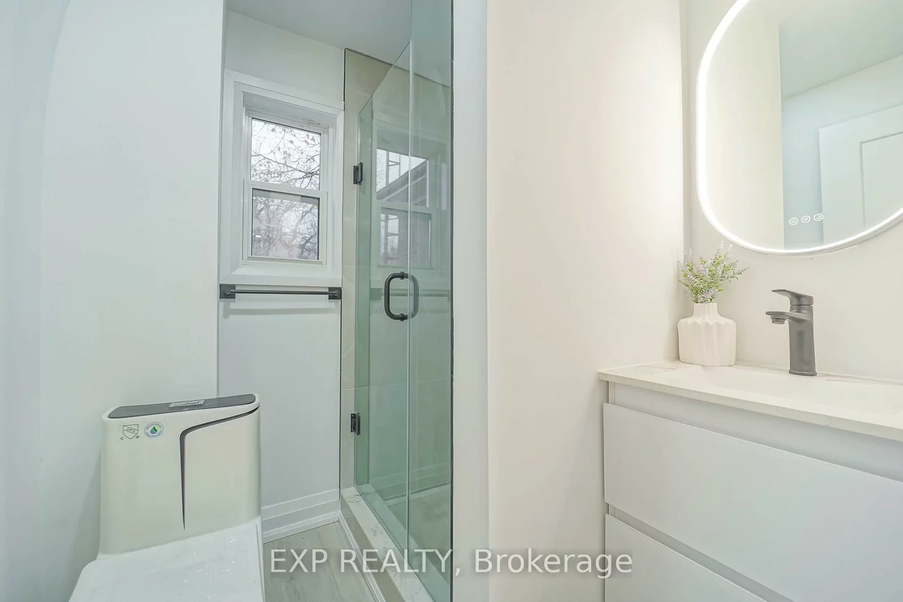 47, Eldon, Crescent Town, Toronto