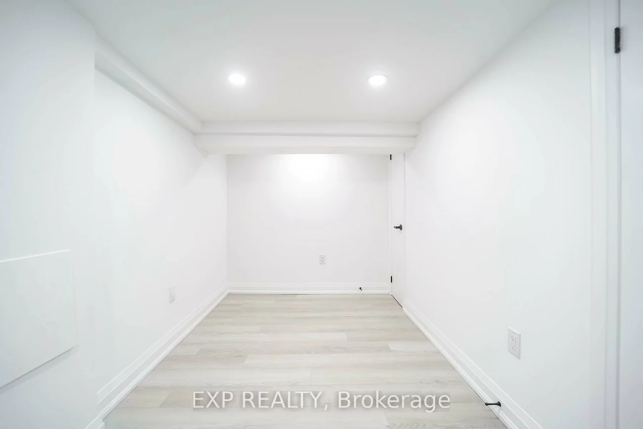 47, Eldon, Crescent Town, Toronto