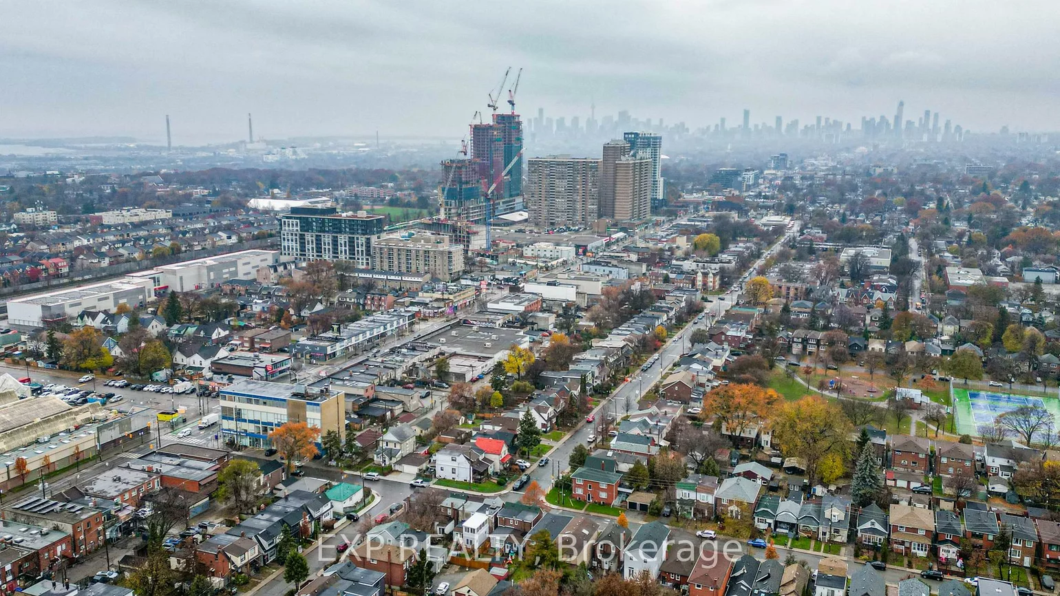 47, Eldon, Crescent Town, Toronto