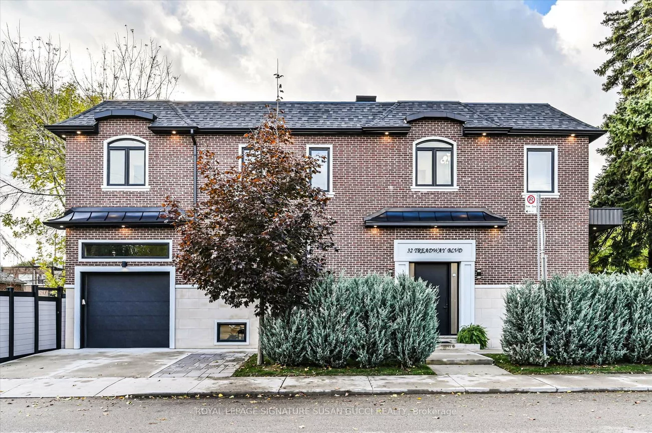 32, Treadway, East York, Toronto