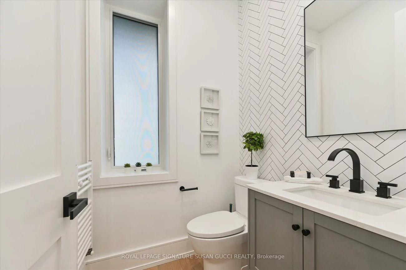 32, Treadway, East York, Toronto