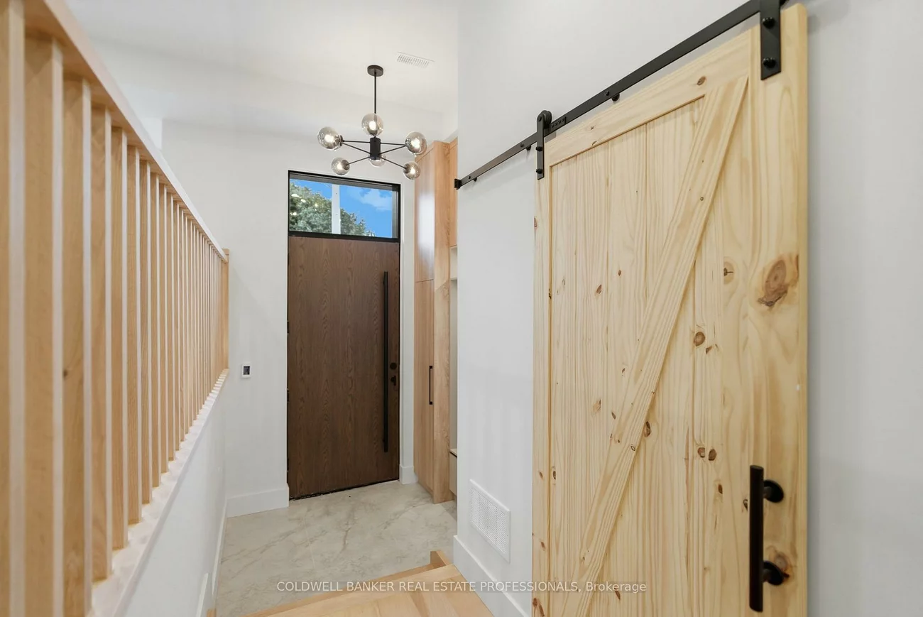 65, Frater, East York, Toronto