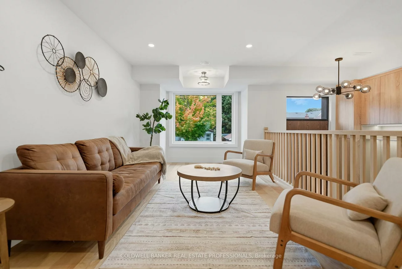 65, Frater, East York, Toronto