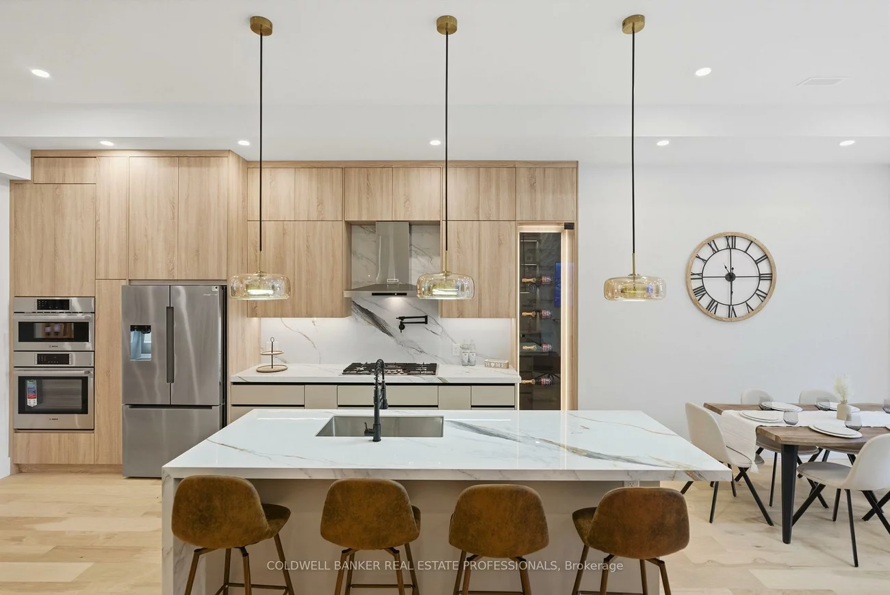 65, Frater, East York, Toronto