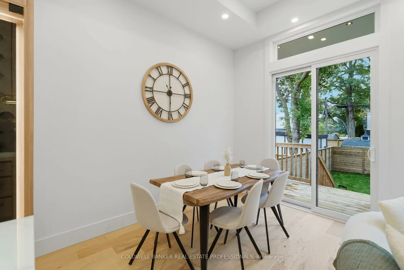 65, Frater, East York, Toronto