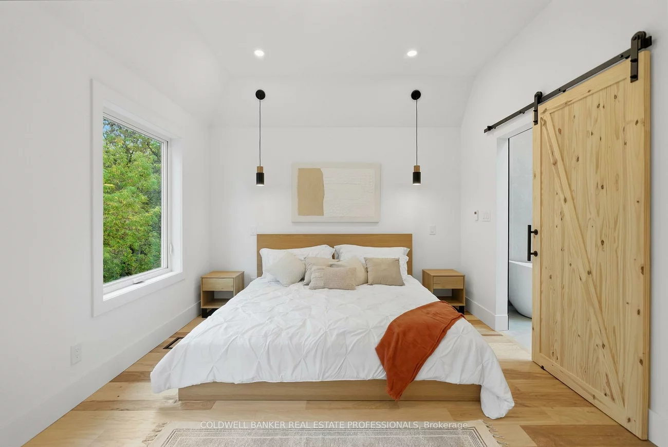 65, Frater, East York, Toronto