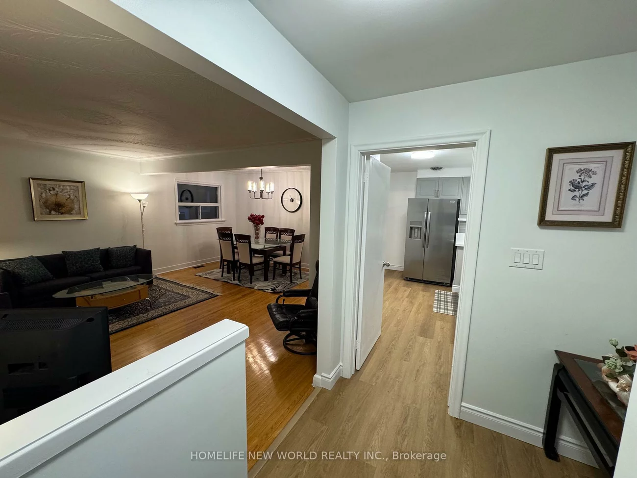 61, Gilroy, Dorset Park, Toronto