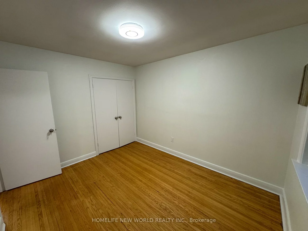 61, Gilroy, Dorset Park, Toronto