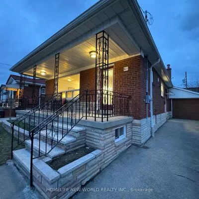 61, Gilroy, Dorset Park, Toronto