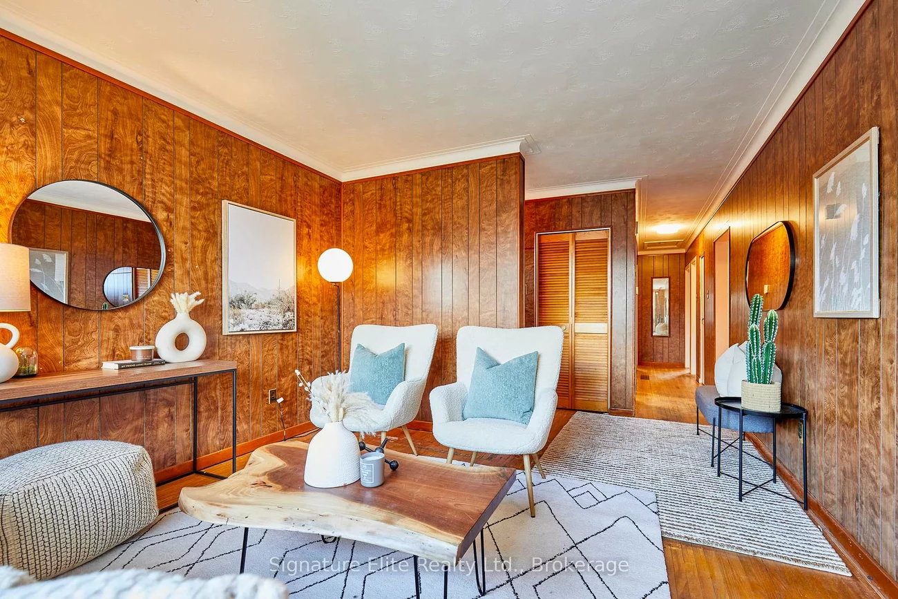 49, Savarin, Eglinton East, Toronto