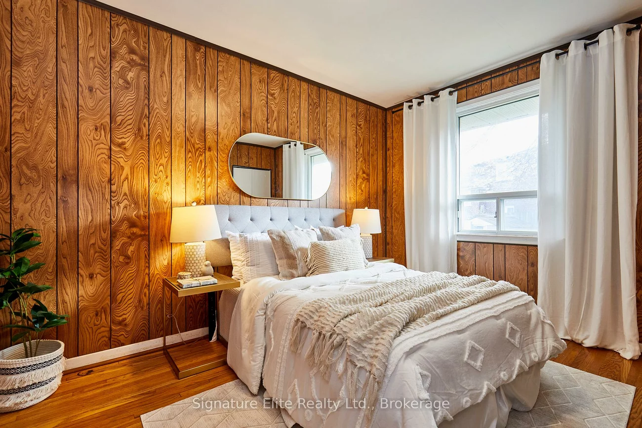 49, Savarin, Eglinton East, Toronto