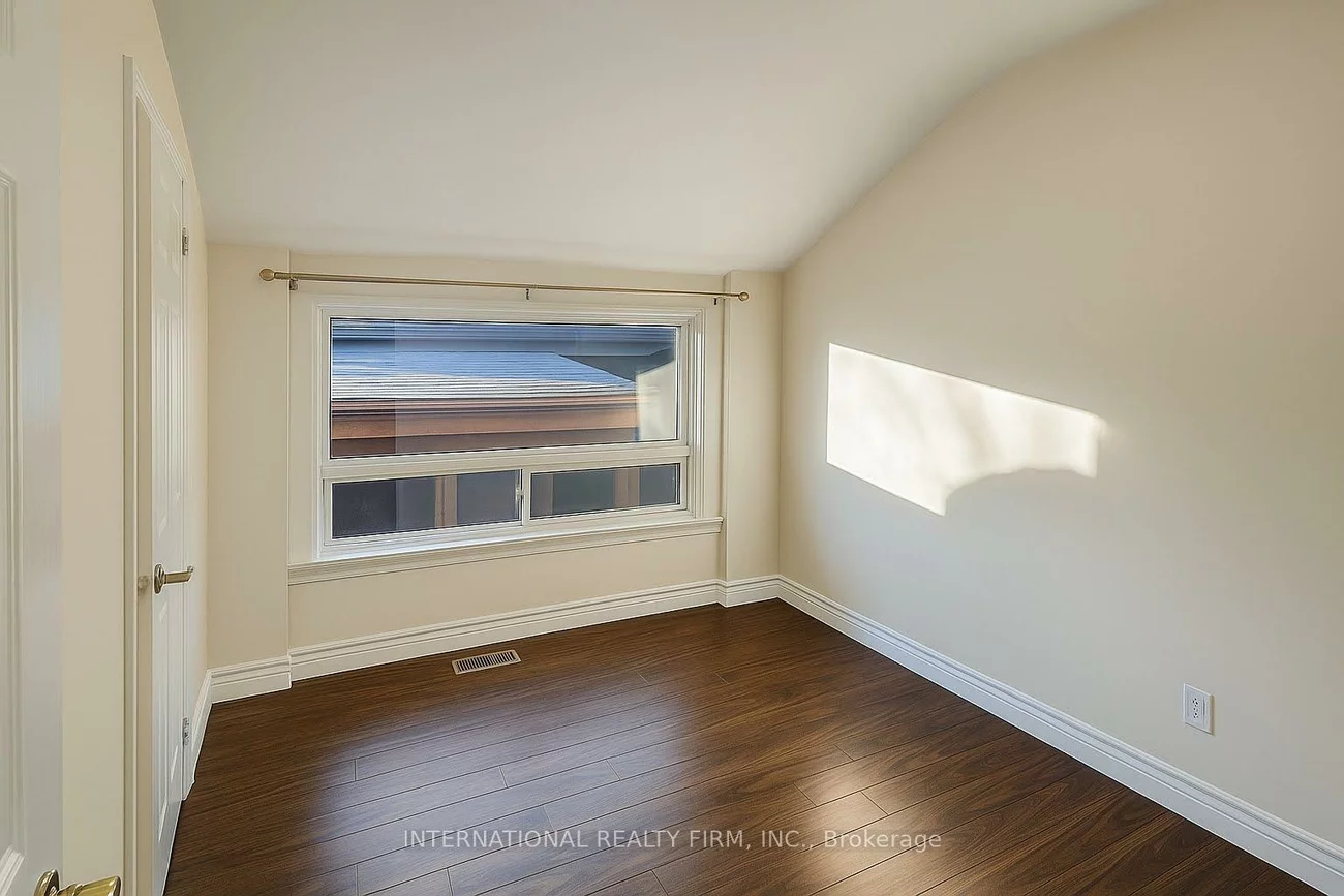 9, Benshire, Woburn, Toronto