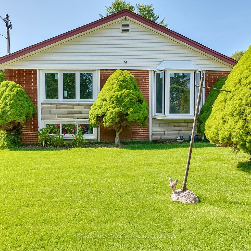 9, Benshire, Woburn, Toronto