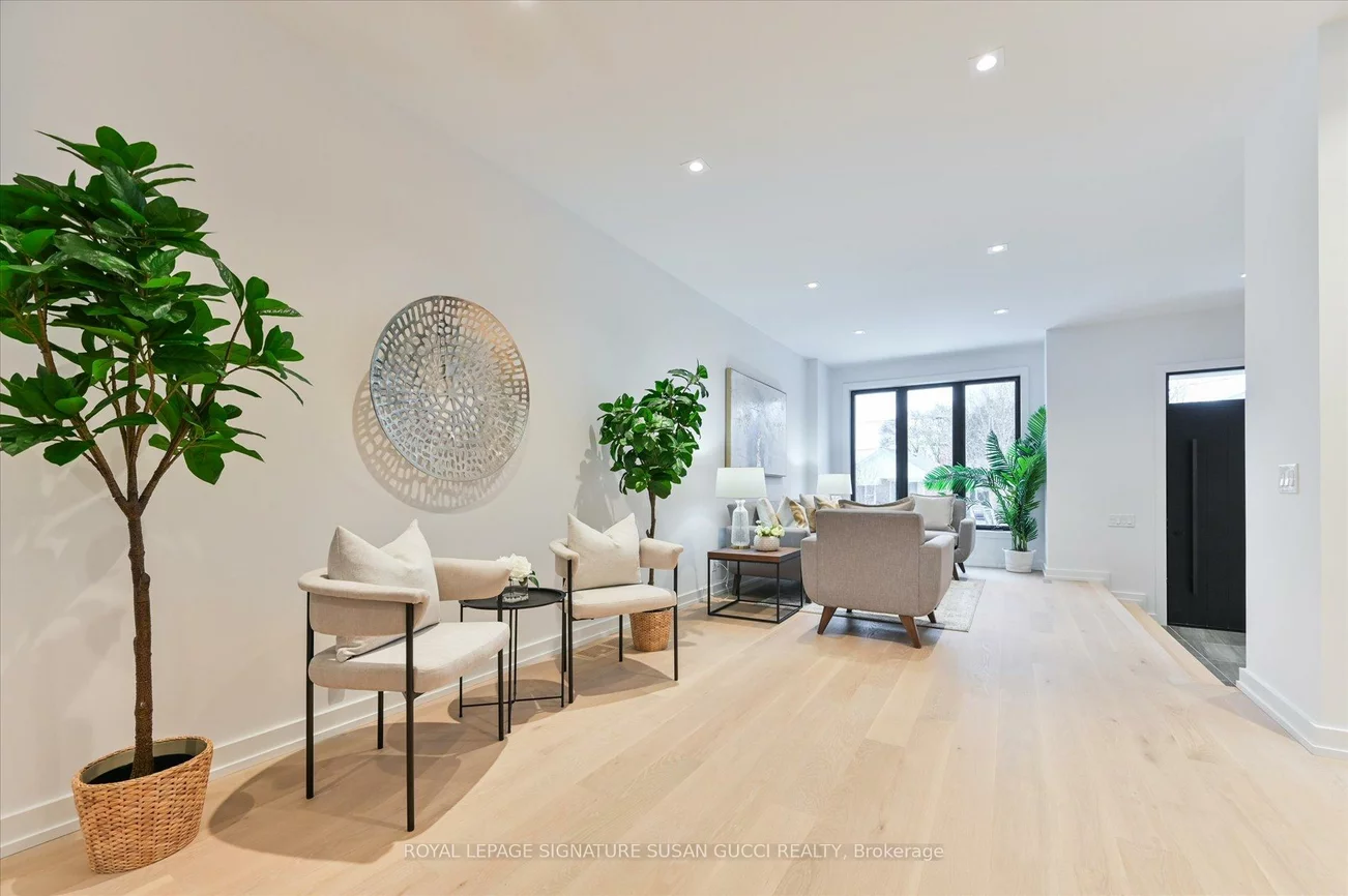 44, Doris, O'Connor-Parkview, Toronto