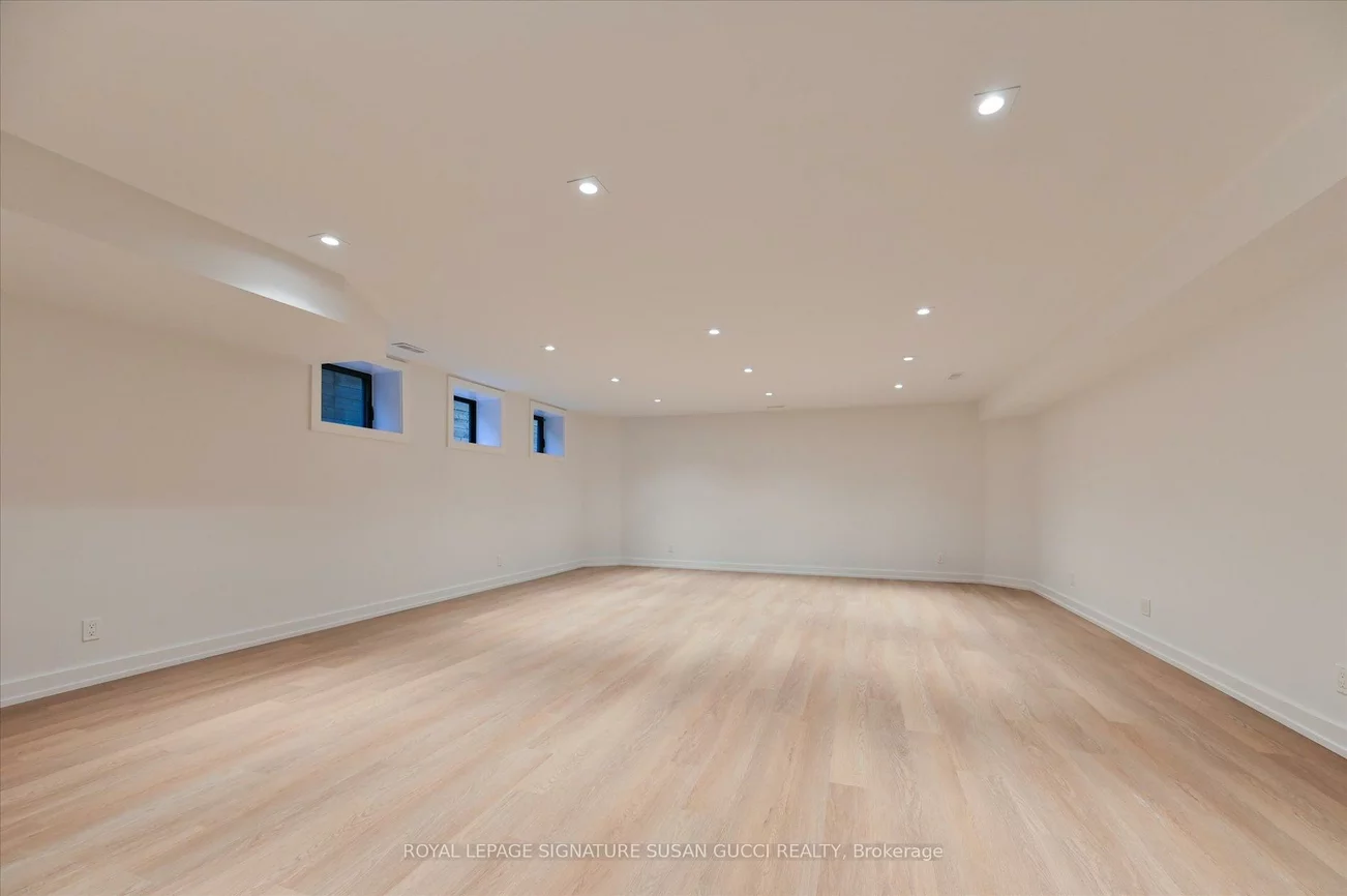 44, Doris, O'Connor-Parkview, Toronto