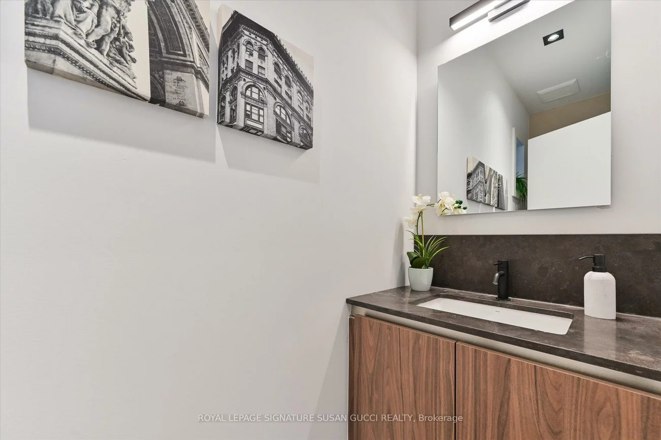 44, Doris, O'Connor-Parkview, Toronto