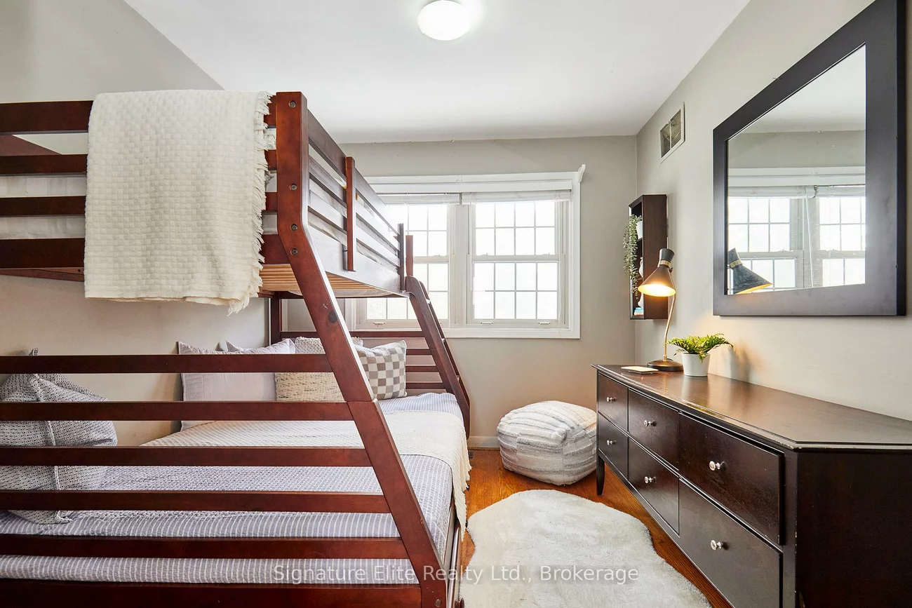 115, Toynbee, Guildwood, Toronto