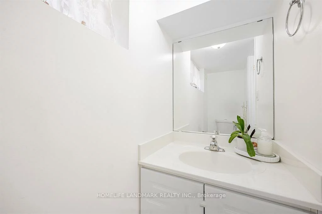 29, Orton Park, Morningside, Toronto