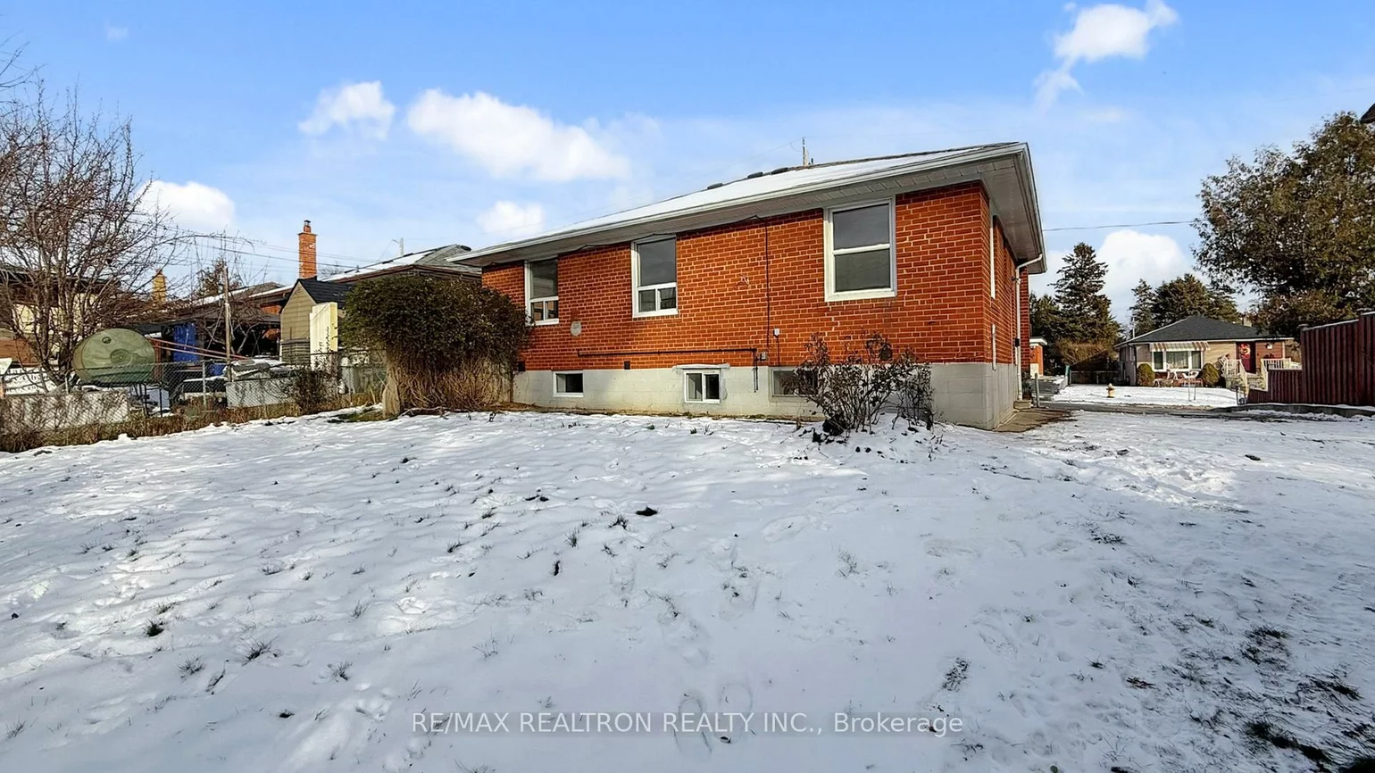 8, Stephenfrank, Bendale, Toronto