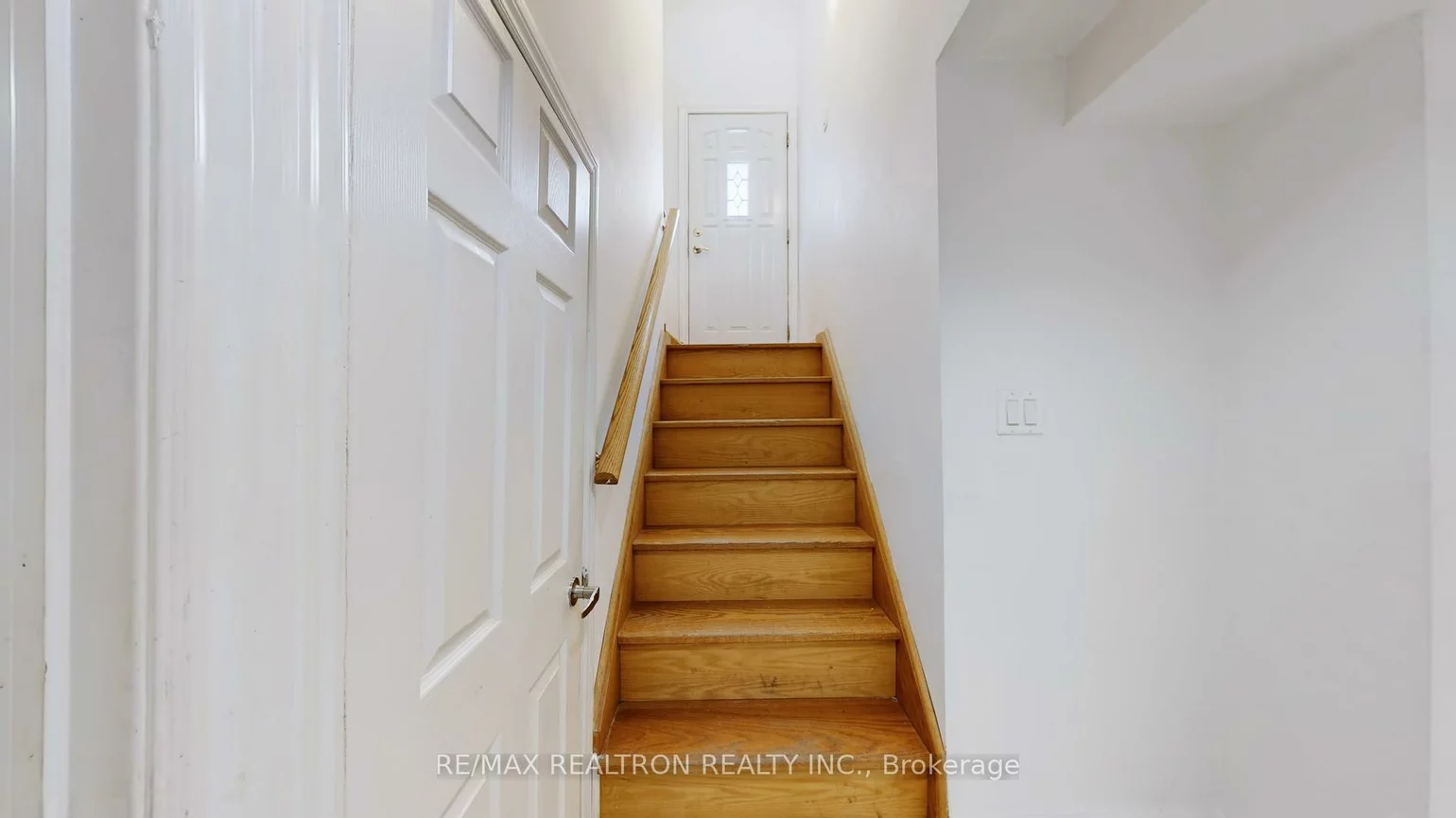 8, Stephenfrank, Bendale, Toronto