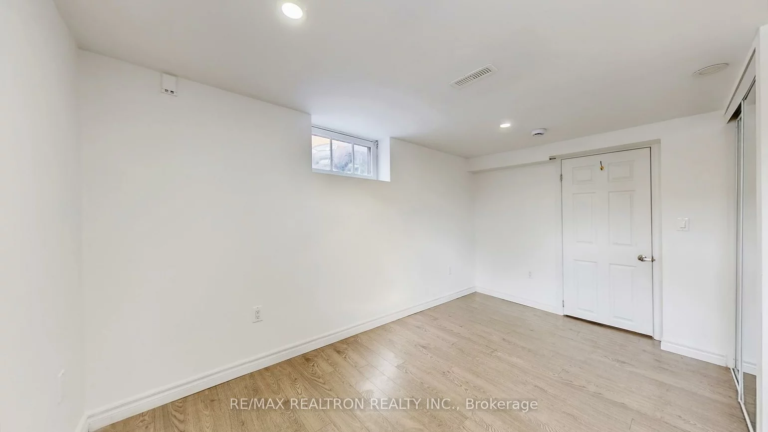 8, Stephenfrank, Bendale, Toronto