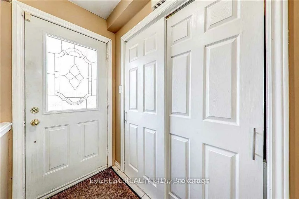 9, Benlight, Woburn, Toronto